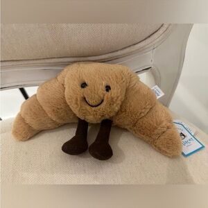 NWT Authentic Jellycat Amuseable Croissant Small 🥐